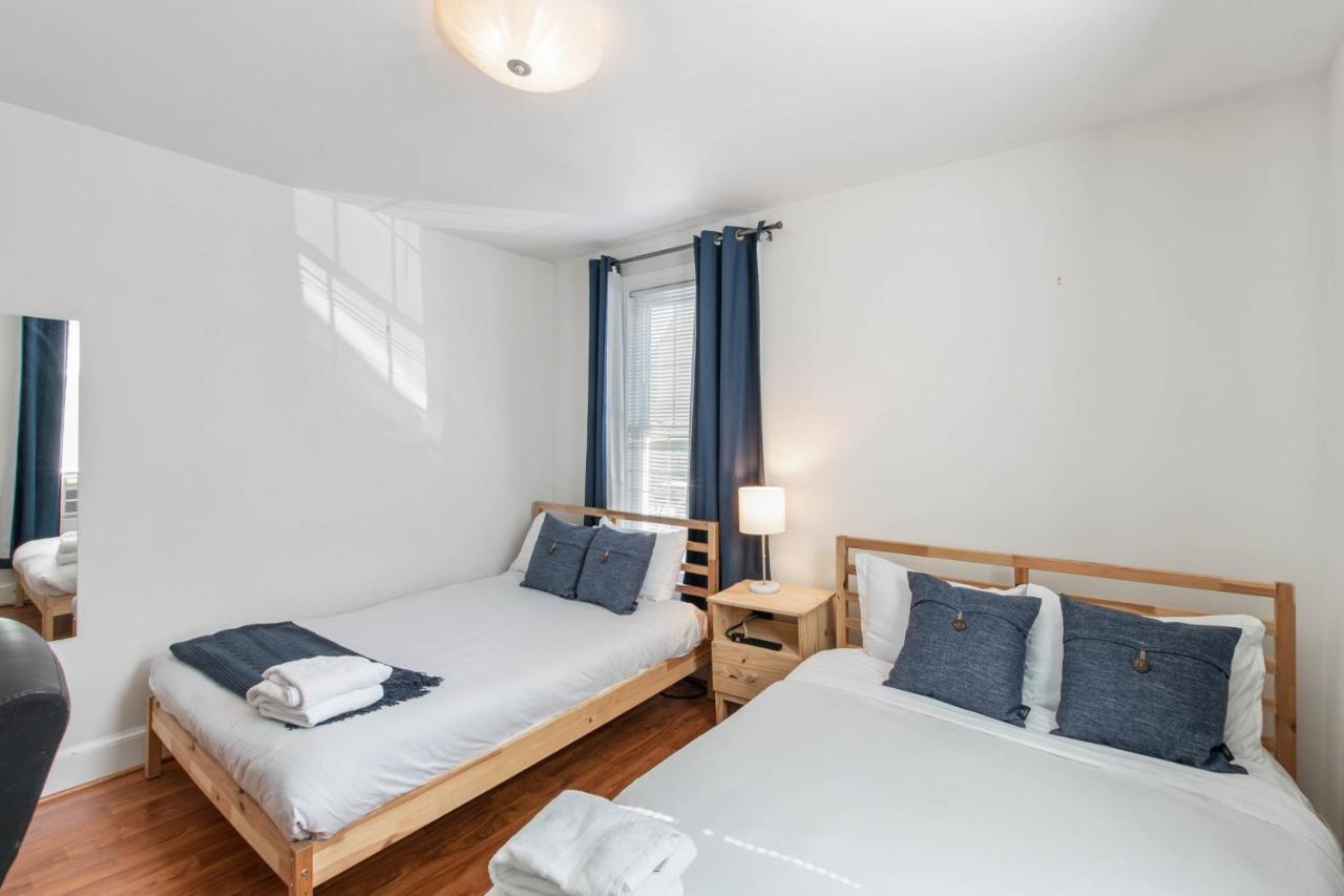 3Br Colonial House With Parking By Cozysuites アレクサンドリア エクステリア 写真