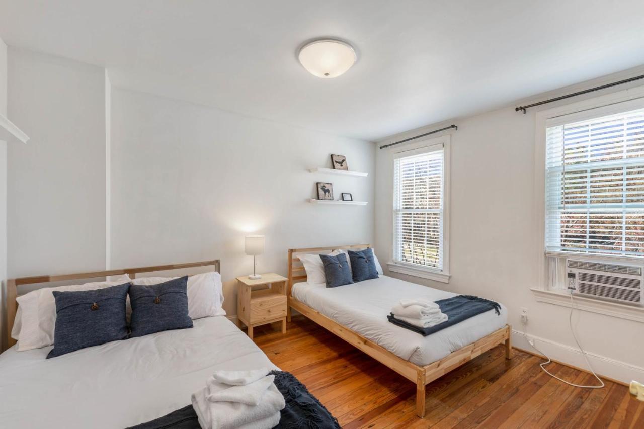 3Br Colonial House With Parking By Cozysuites アレクサンドリア エクステリア 写真
