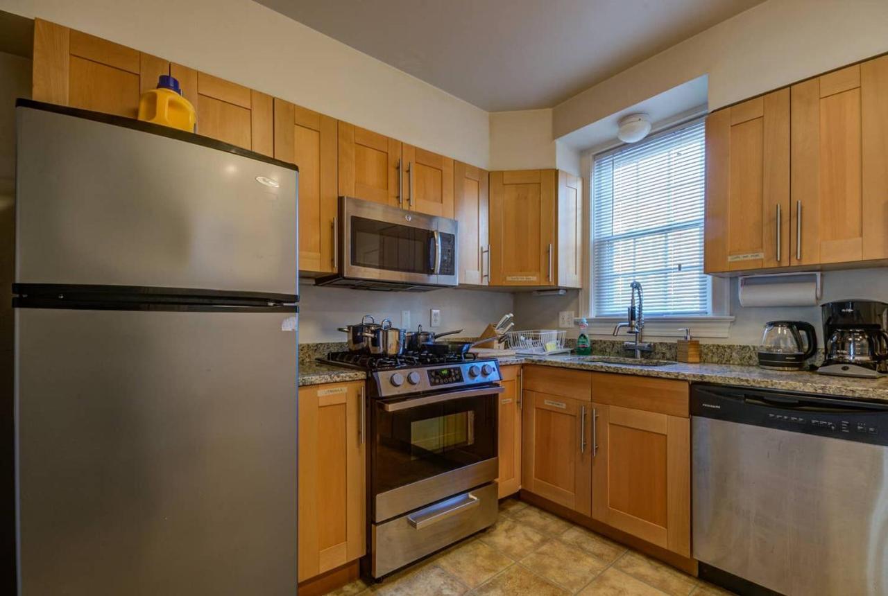 3Br Colonial House With Parking By Cozysuites アレクサンドリア エクステリア 写真